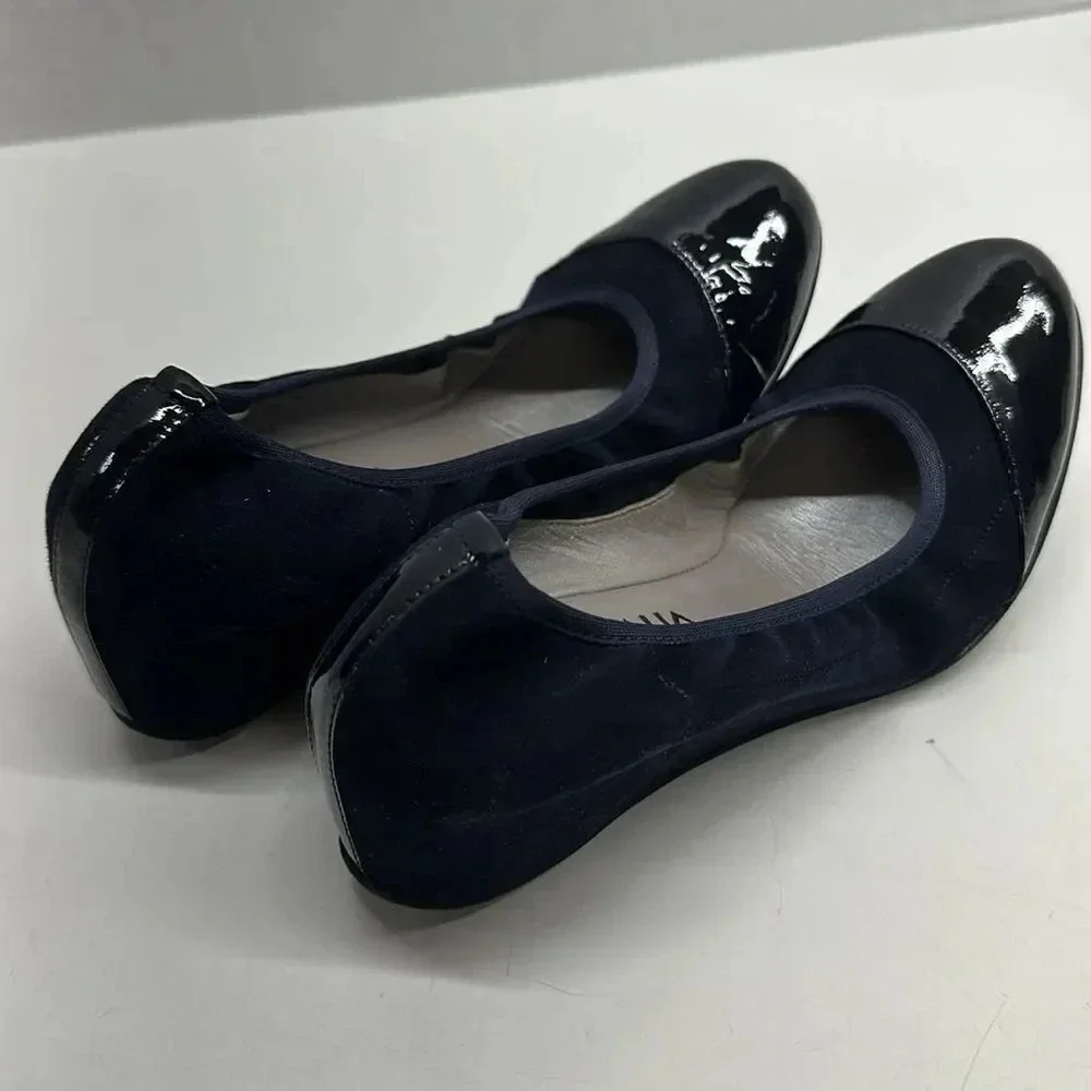Aquatalia by Marvin V Sacchetto Stretch Wedge Heels Black Cap Toe Blue Suede 6